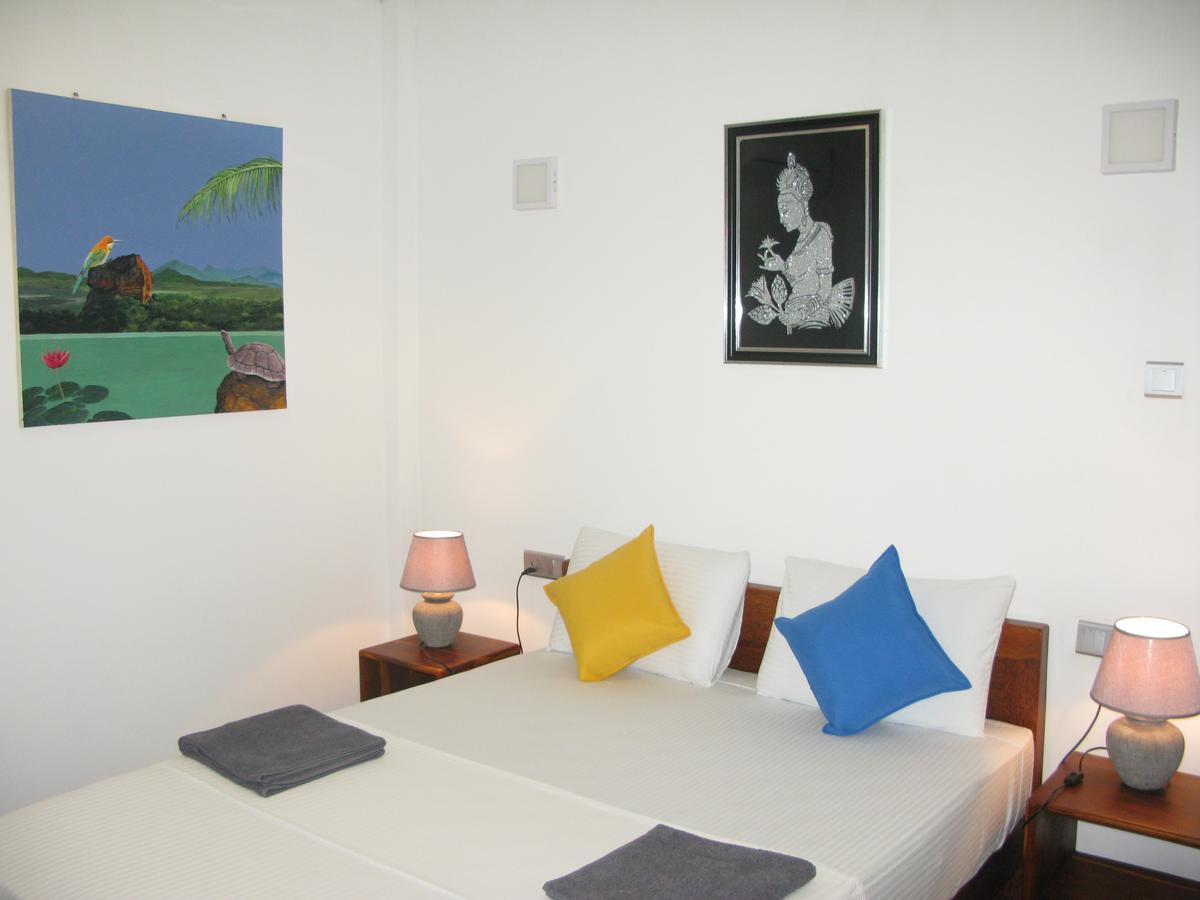 Anuhas Airport Villas Katunayaka Luaran gambar