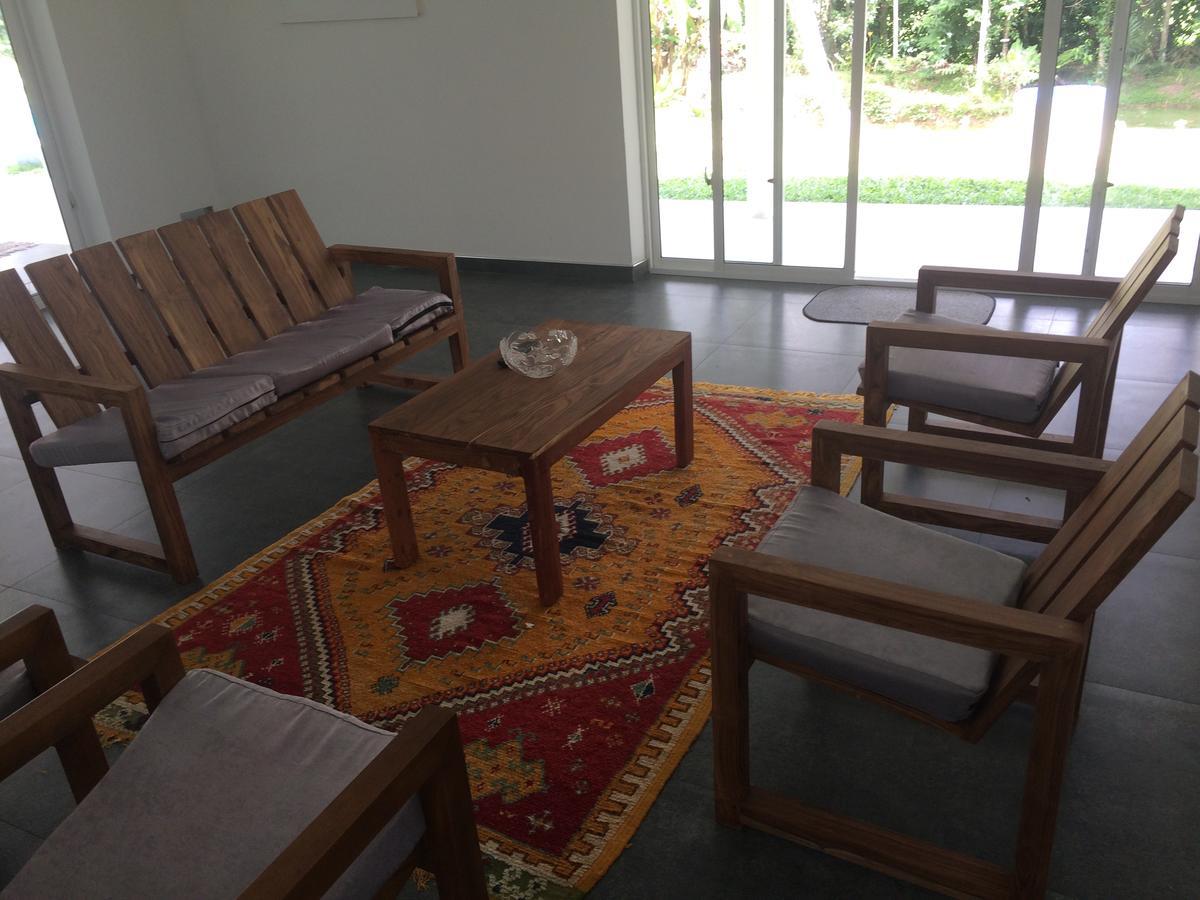 Anuhas Airport Villas Katunayaka Luaran gambar